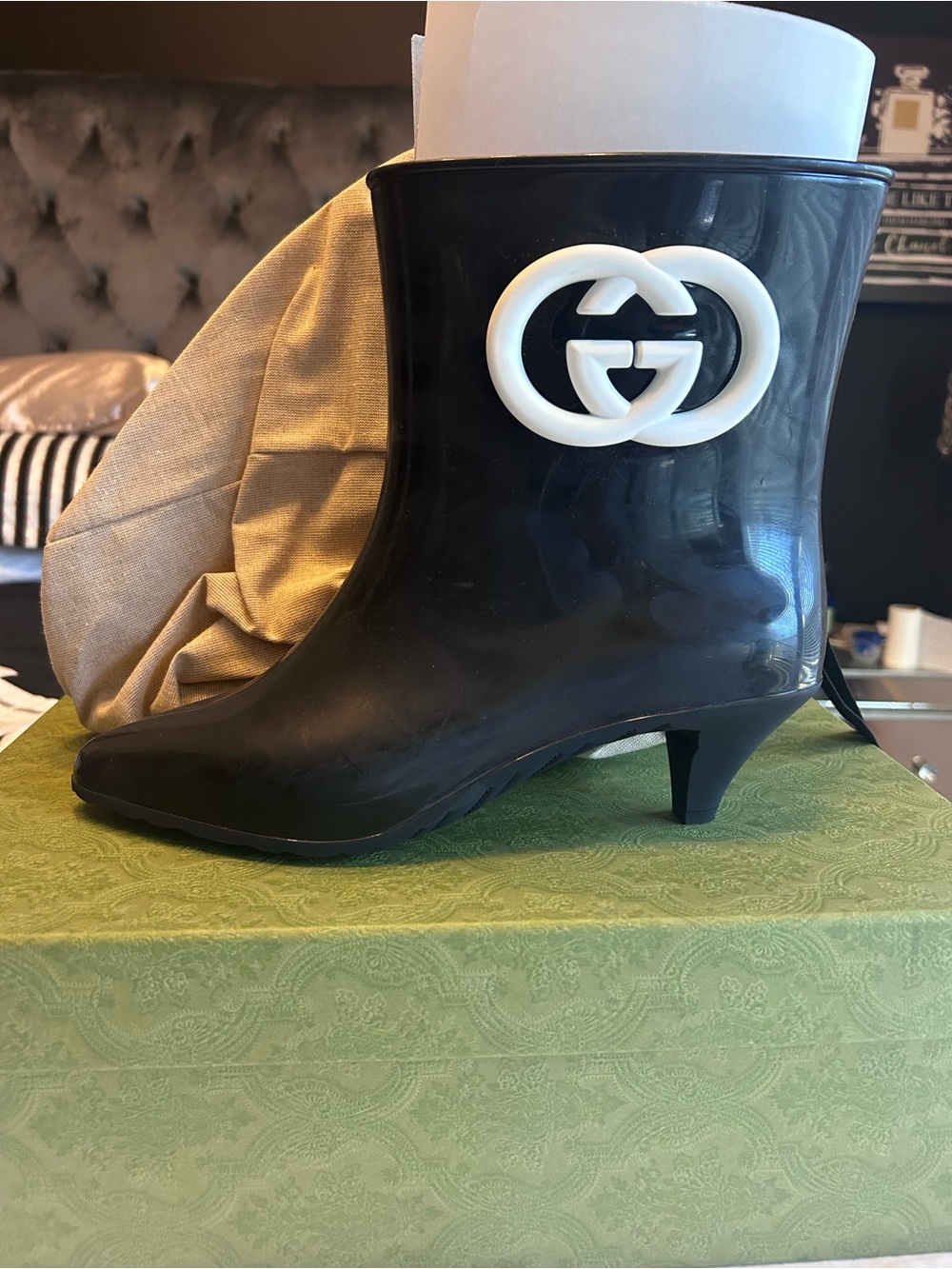 Gucci Black Rain Ankle Boots with White Logo Accent - Picture 6 of 6